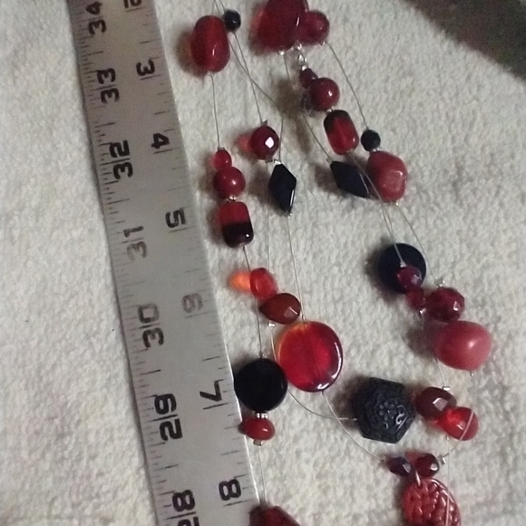 Chicos black red silvertone wire necklace - Picture 2 of 5